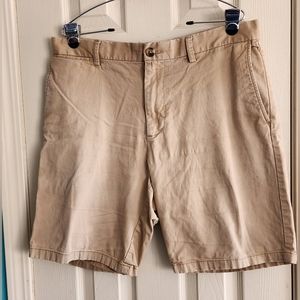 Old Navy Ultimate Built-in Flex Men's Shorts